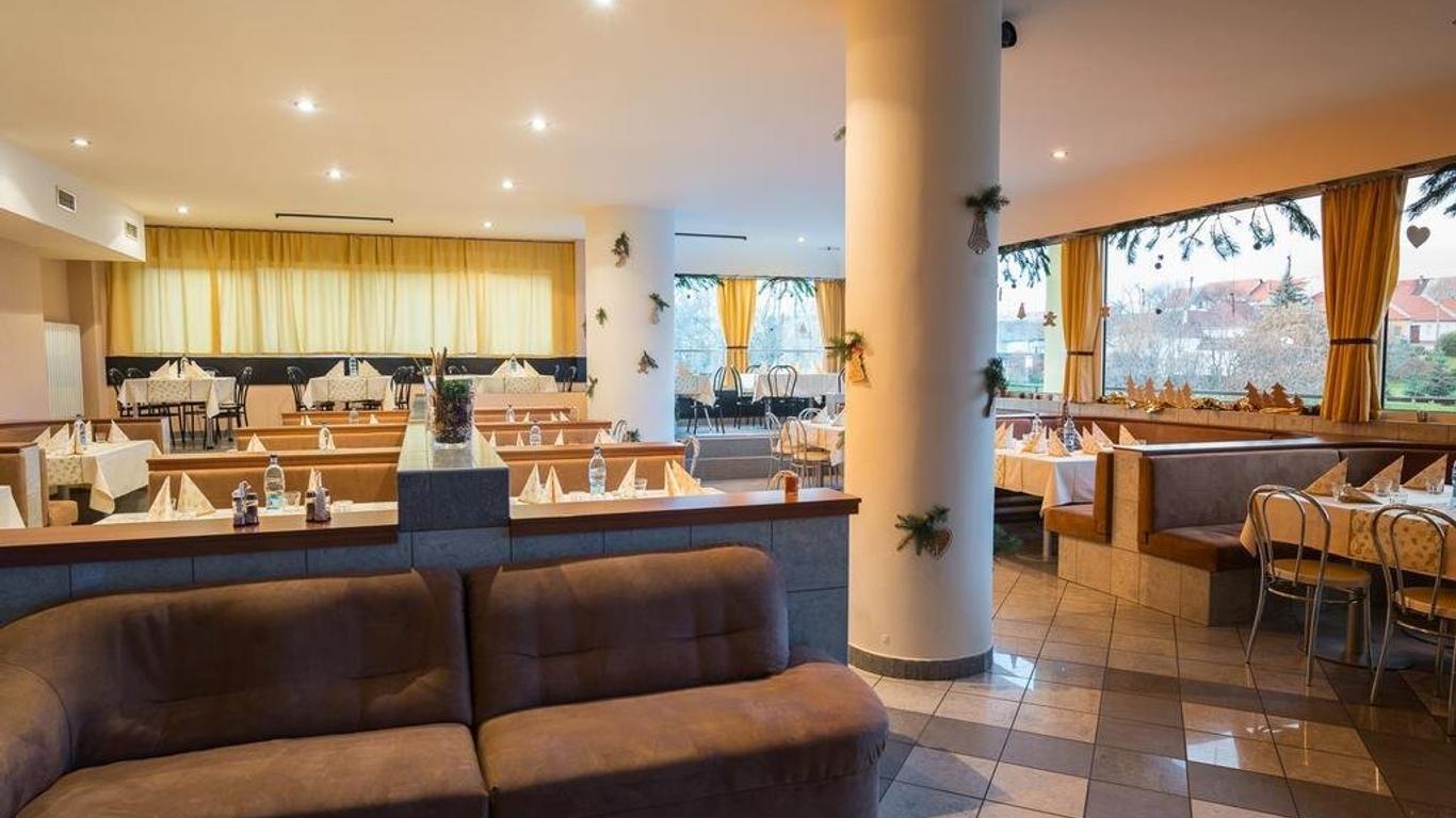 Hotel Diana