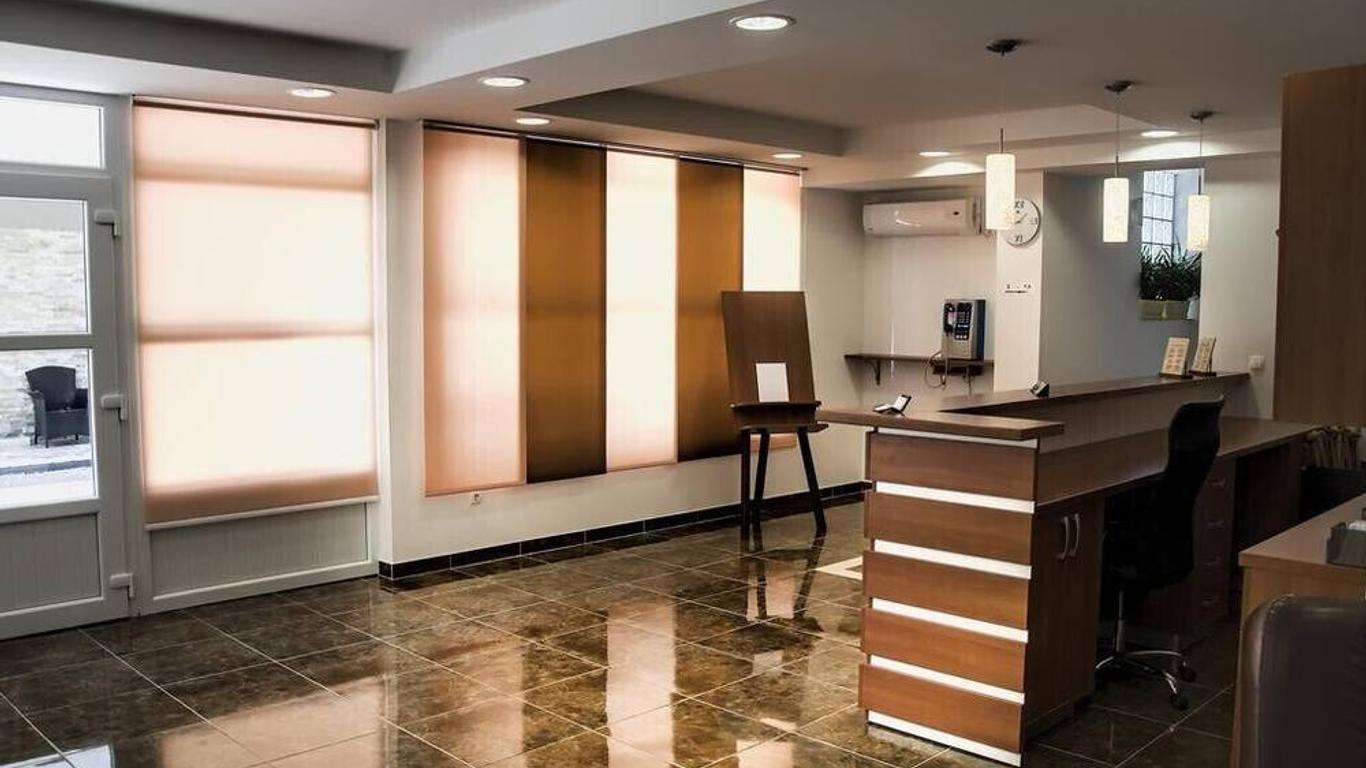 Hotel Ambassador
