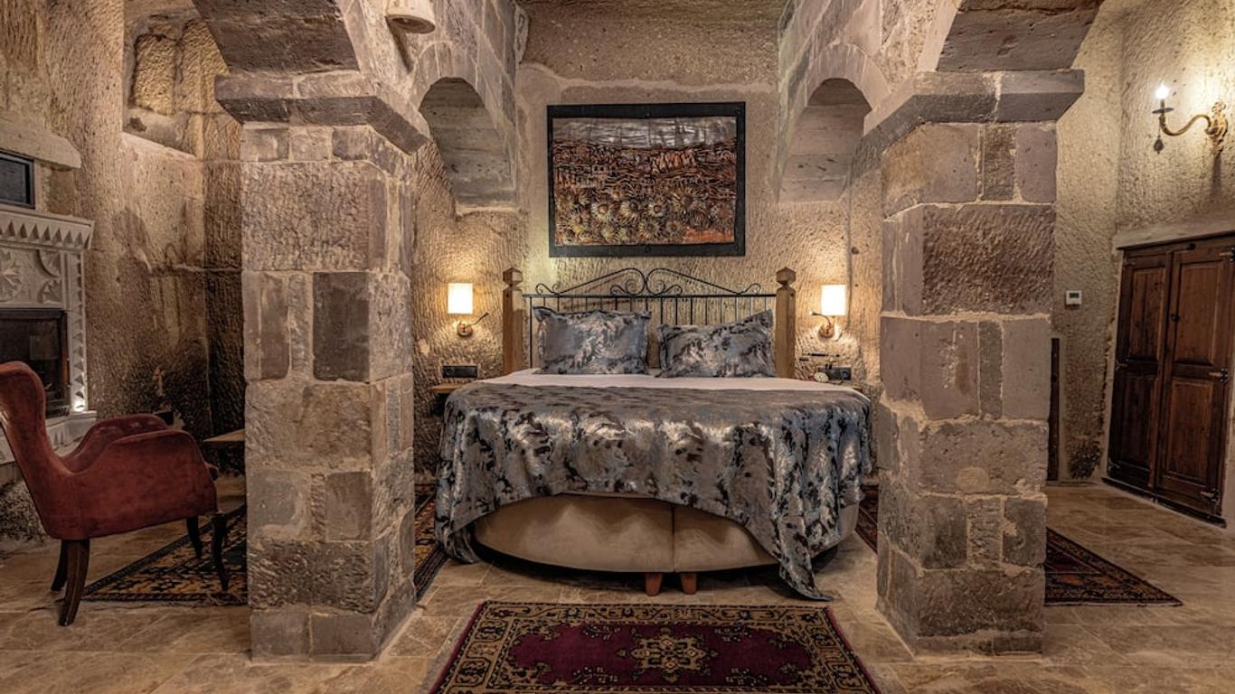 The Dorm Cave By Travellers