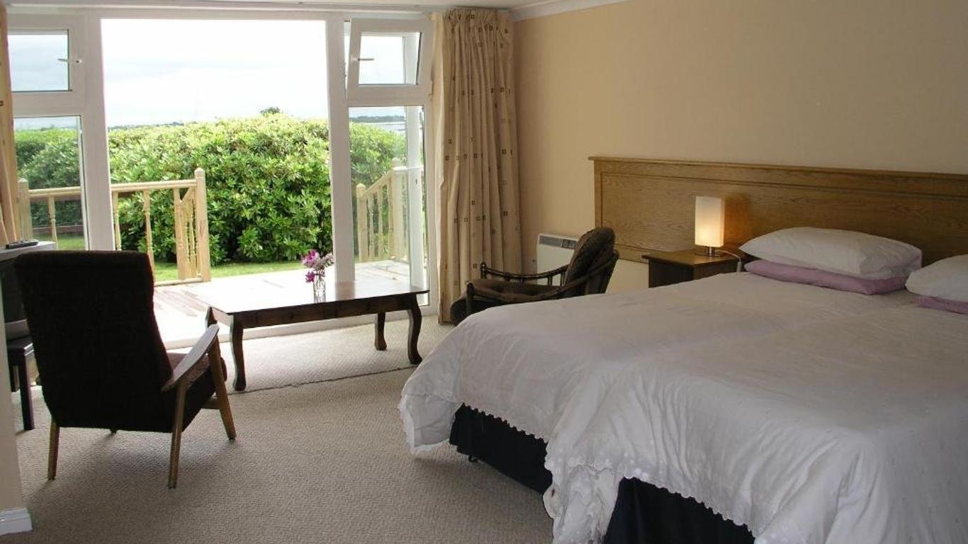 Lakeland Midsummer Lakehouse