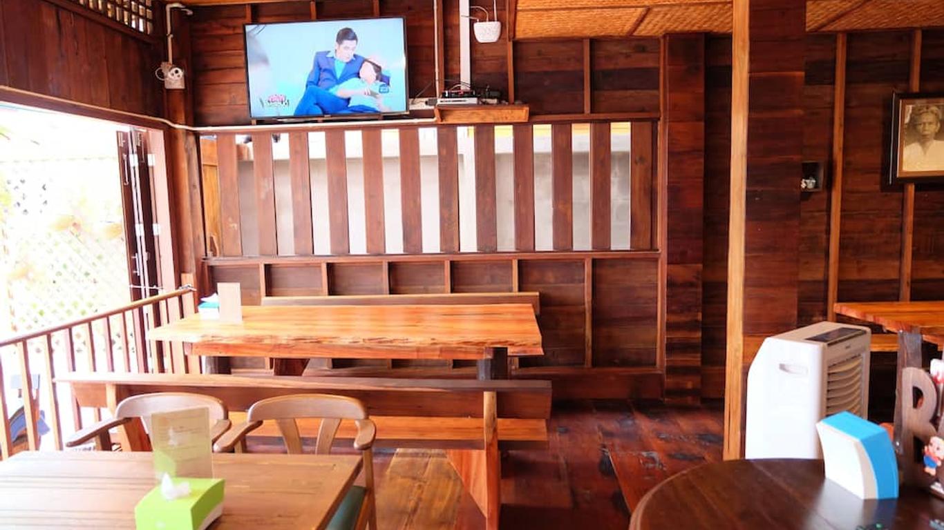 Baan Kun Tuad Ko Si Chang