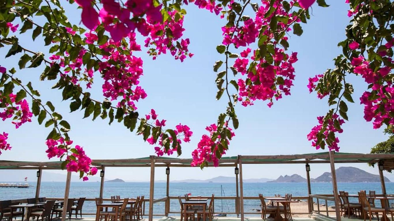 Bodrum Sky Beach Hotel