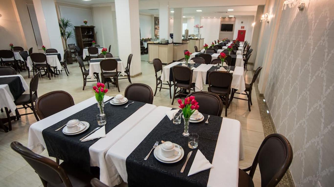 Francisco Beltrão Palace Hotel