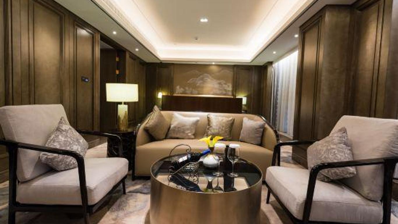 Shunshine International Hotel Xiangxi