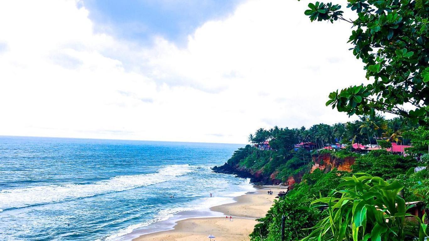Black Beach Resort