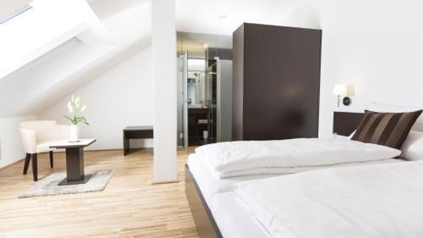 Gästezimmer by Jöchlinger