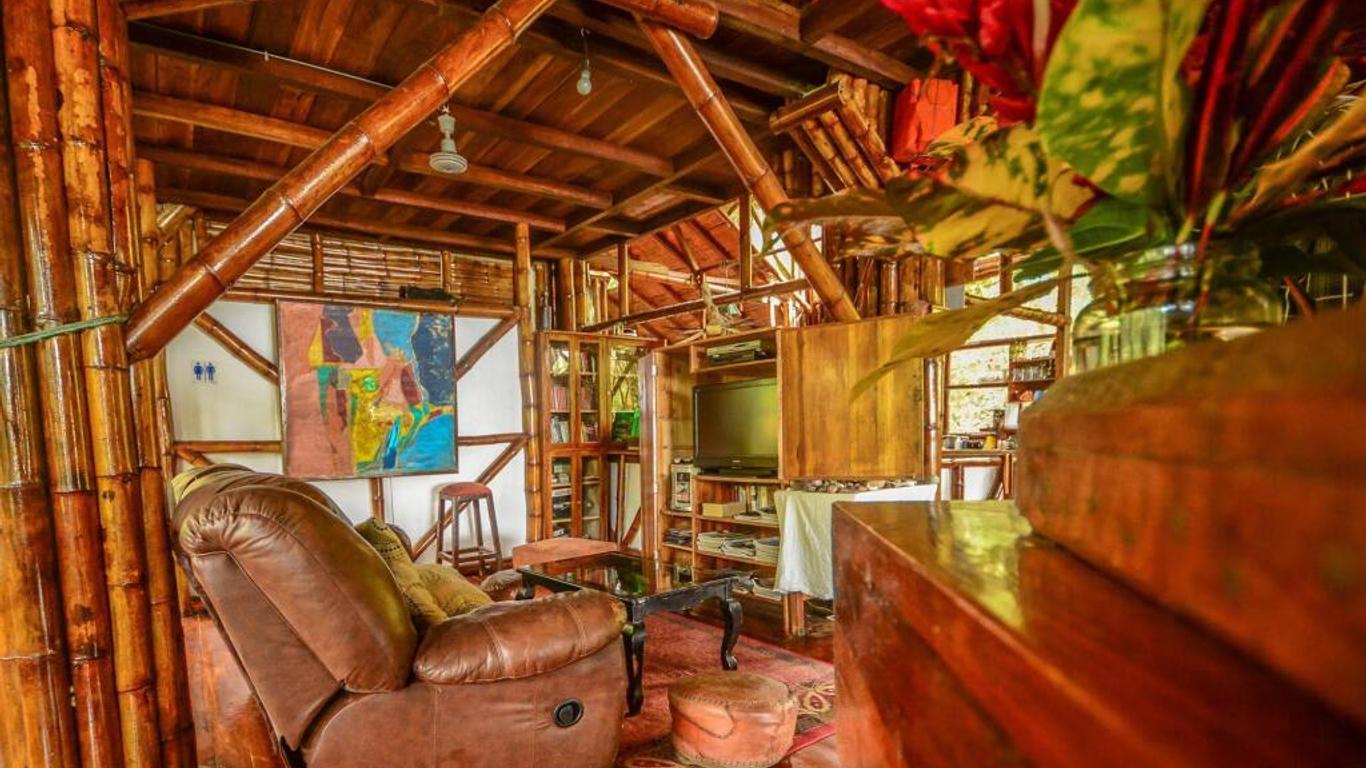 Finca Punta Ayampe