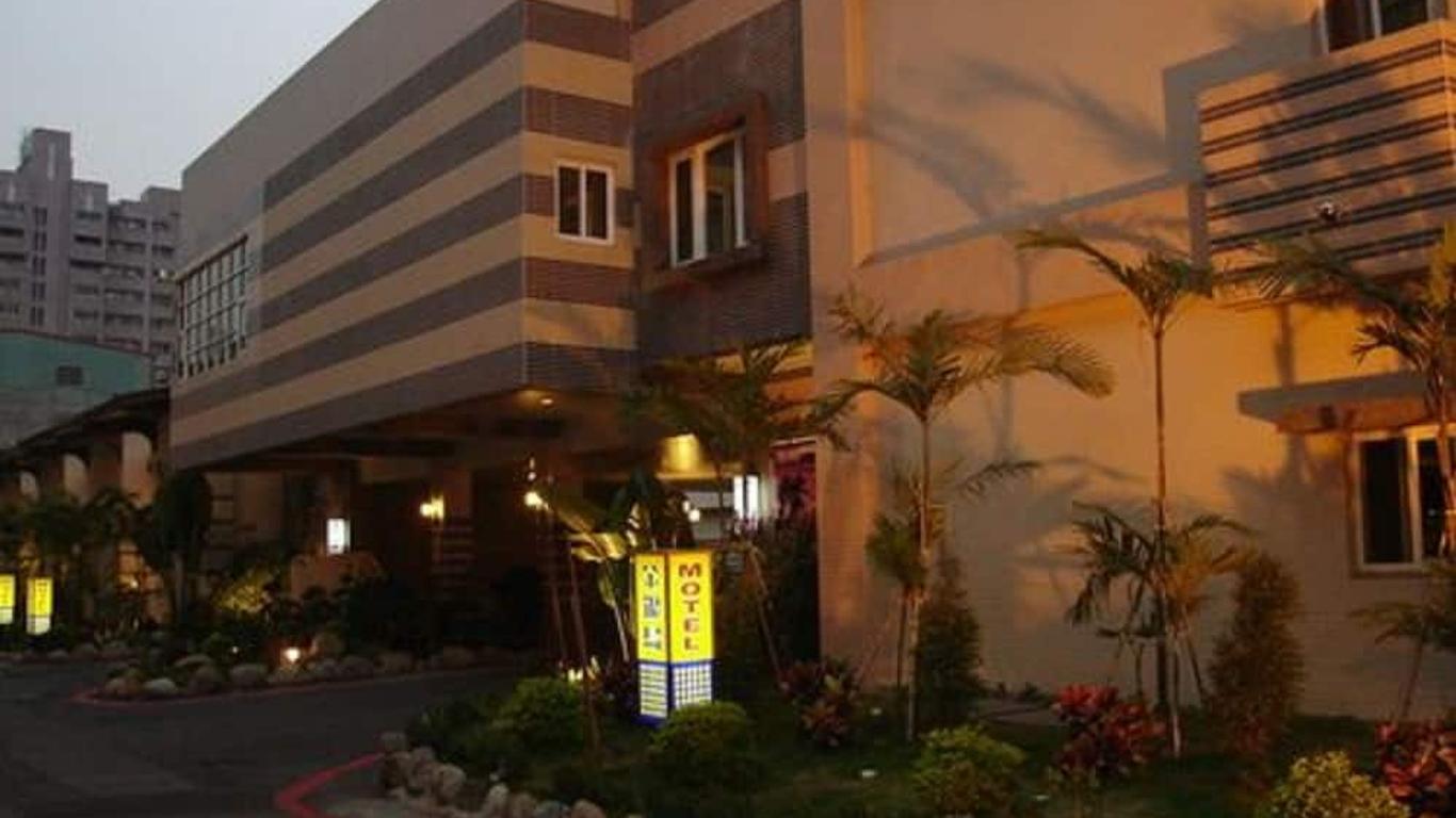 Treasure Island Motel - Fengshan