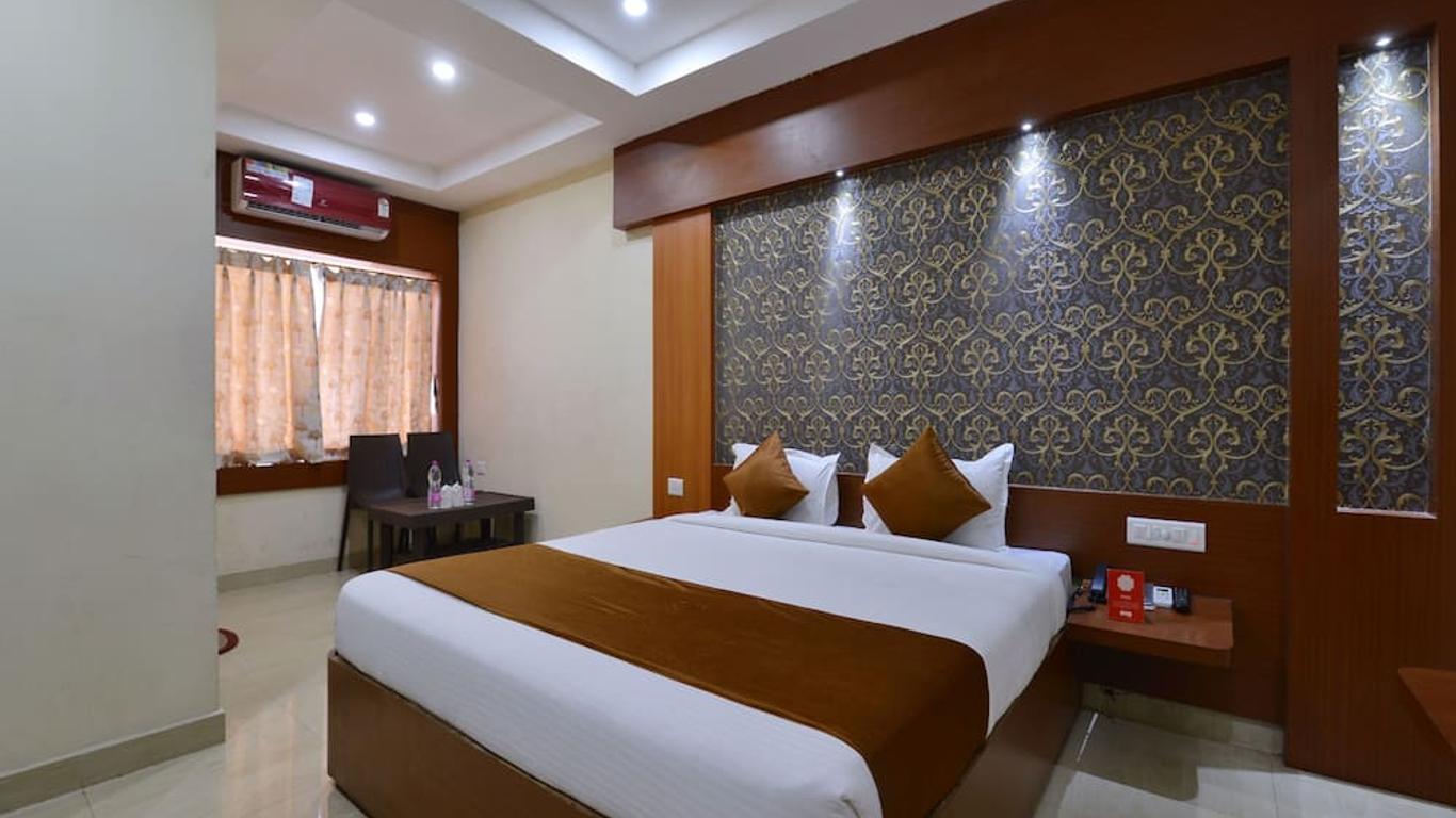 Oyo 9048 Hotel Lucifer