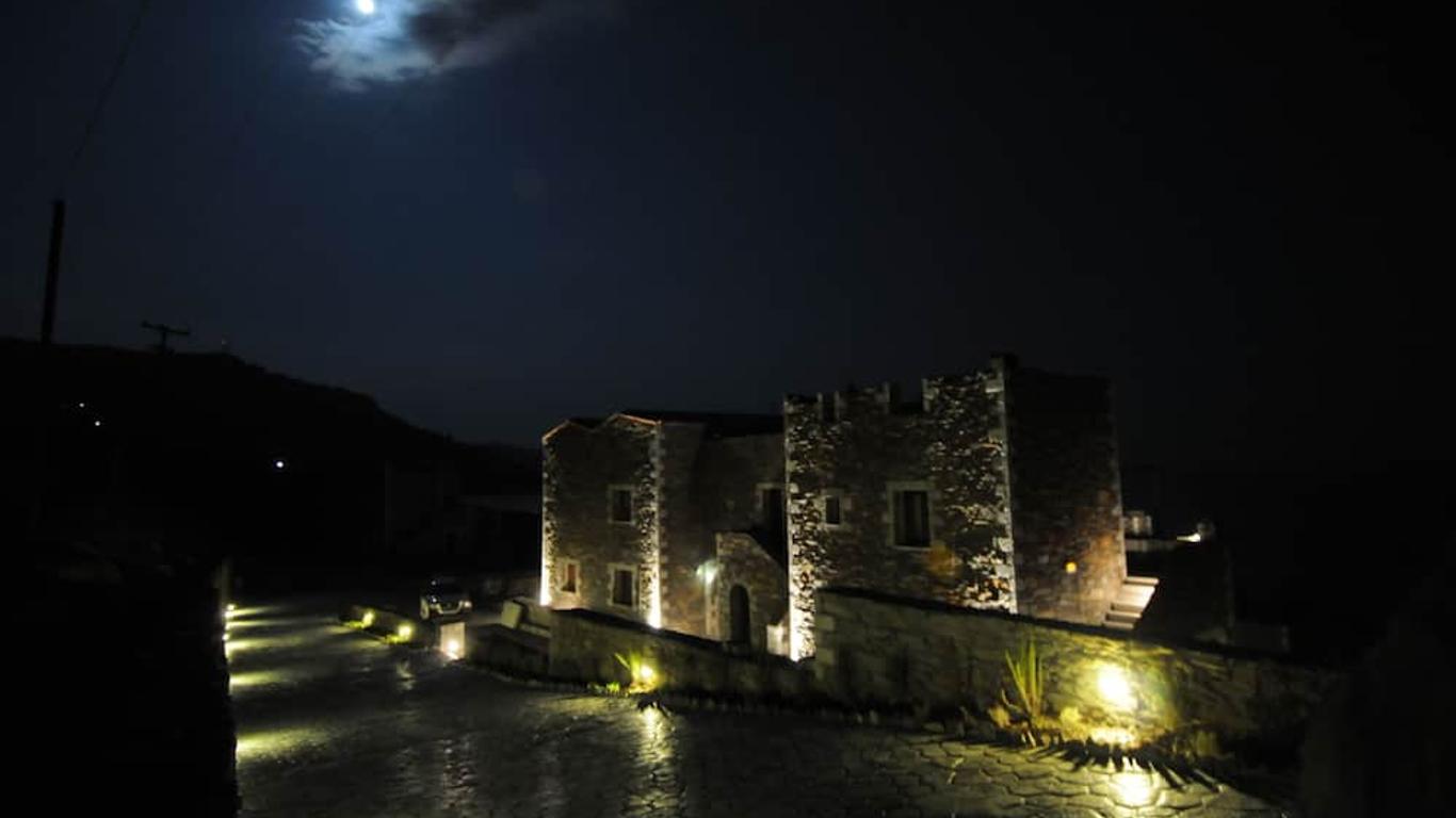 Porto Mani Suites