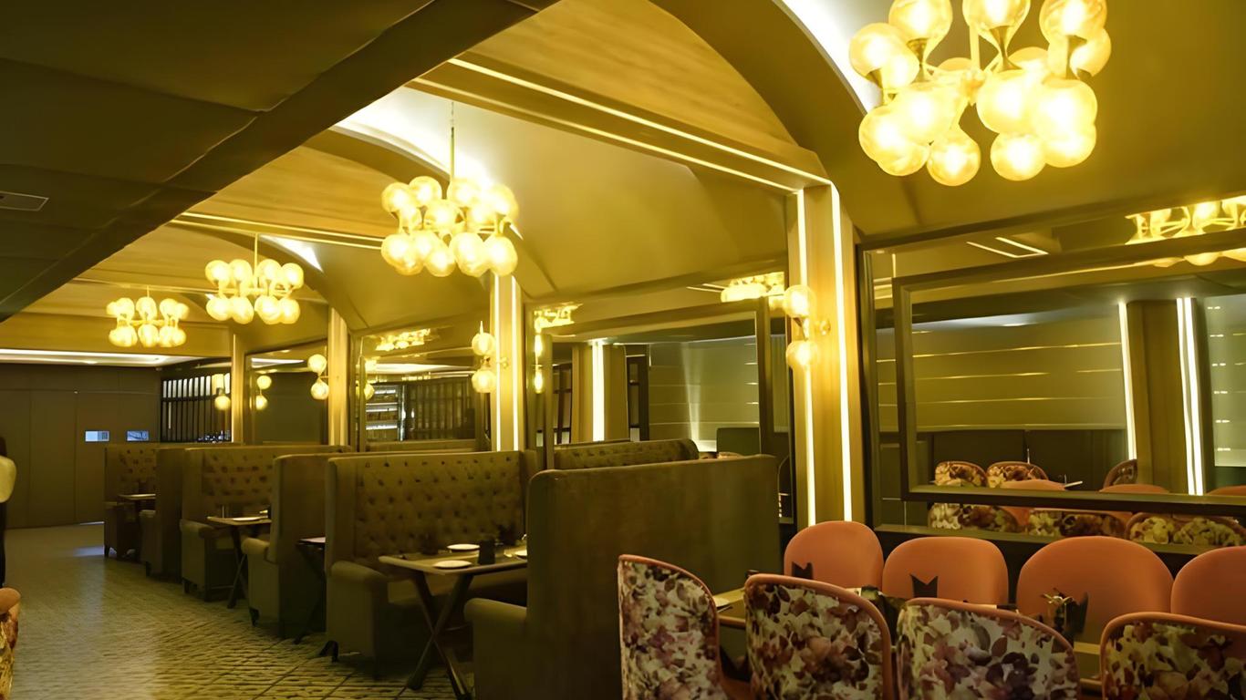 Dng The Grand Hotel