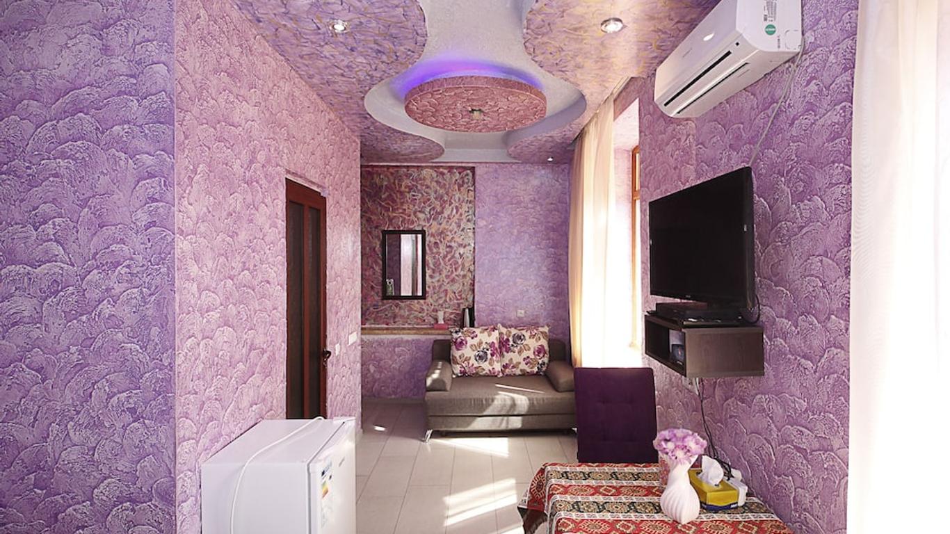 Planet Yerevan Hotel