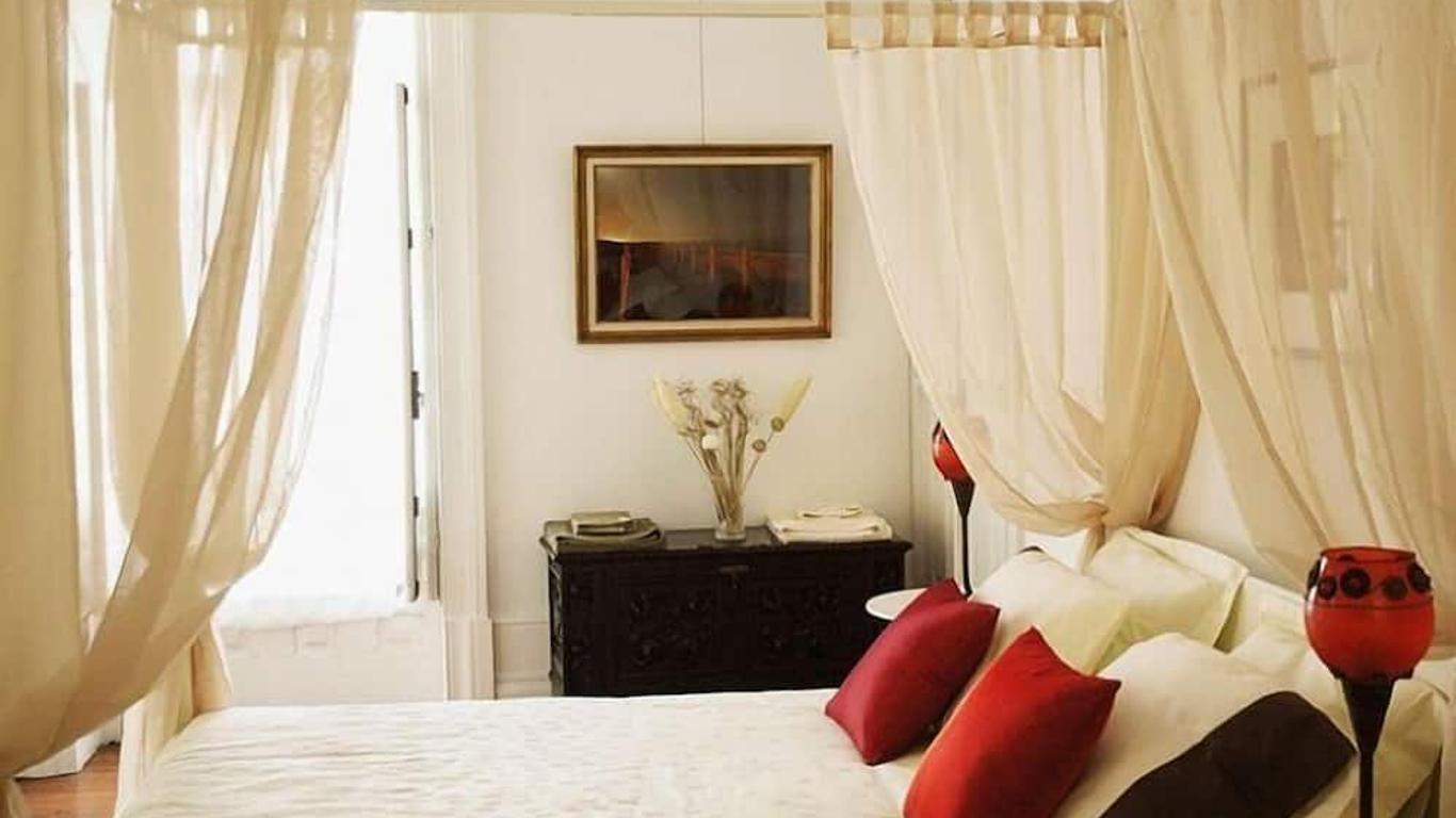 Roses Village Bed And Breakfast