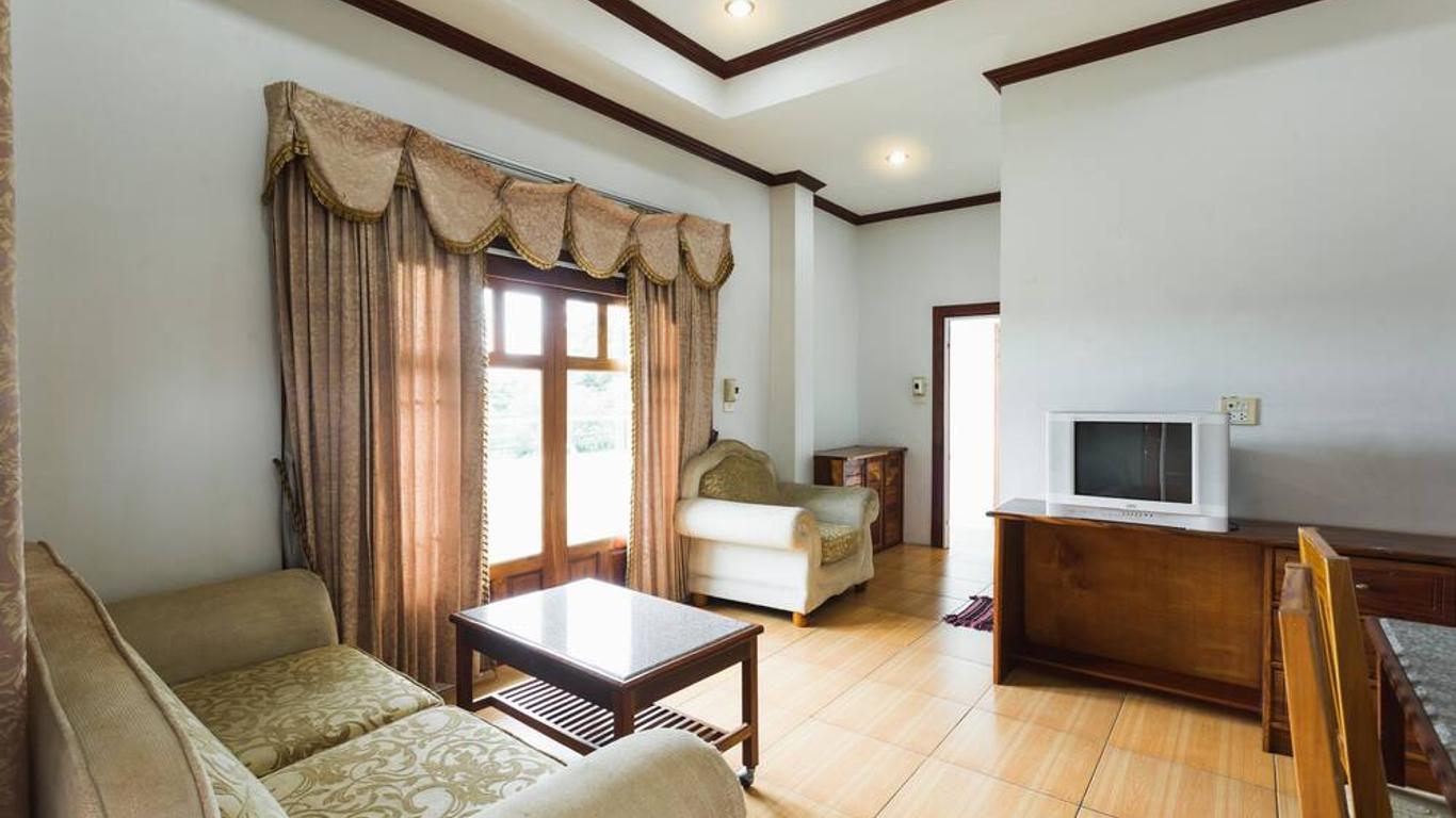 Lert Prasert House