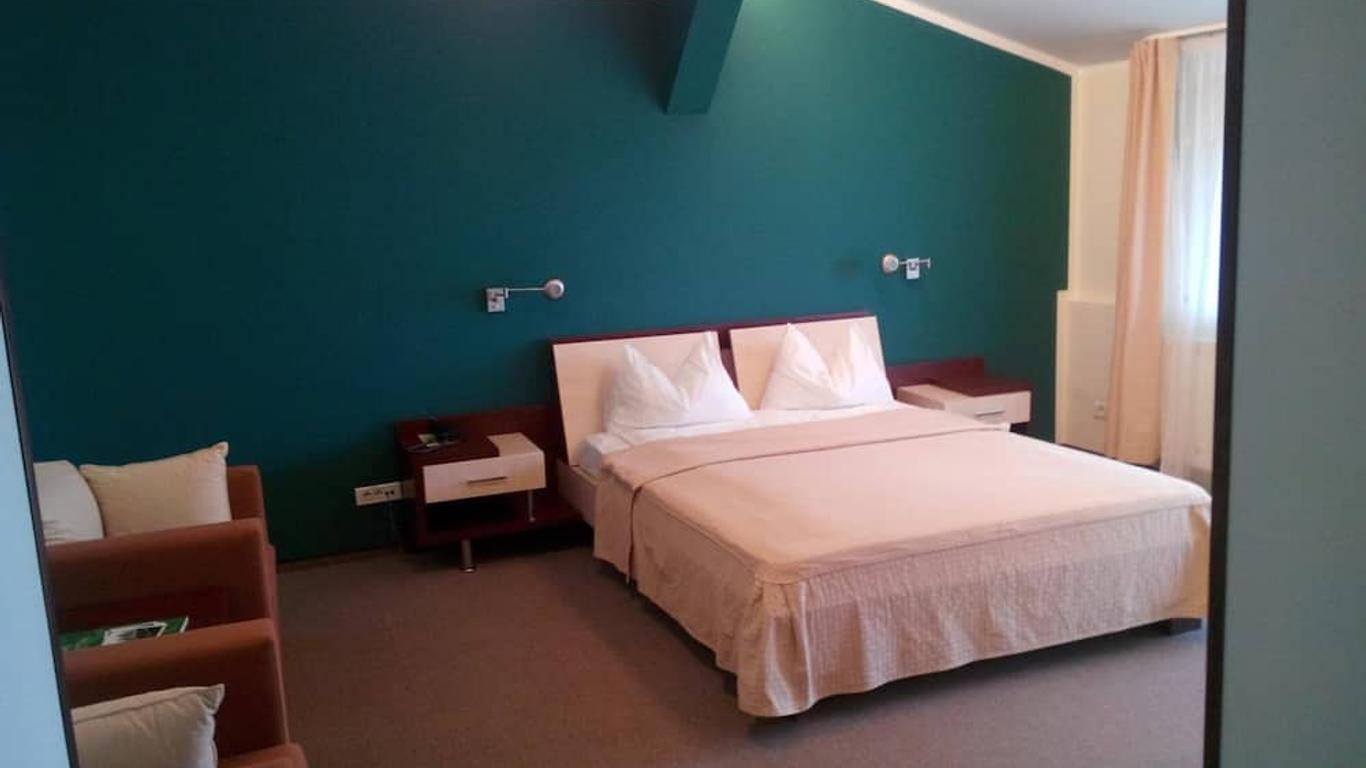 Hotel Baneasa Parc