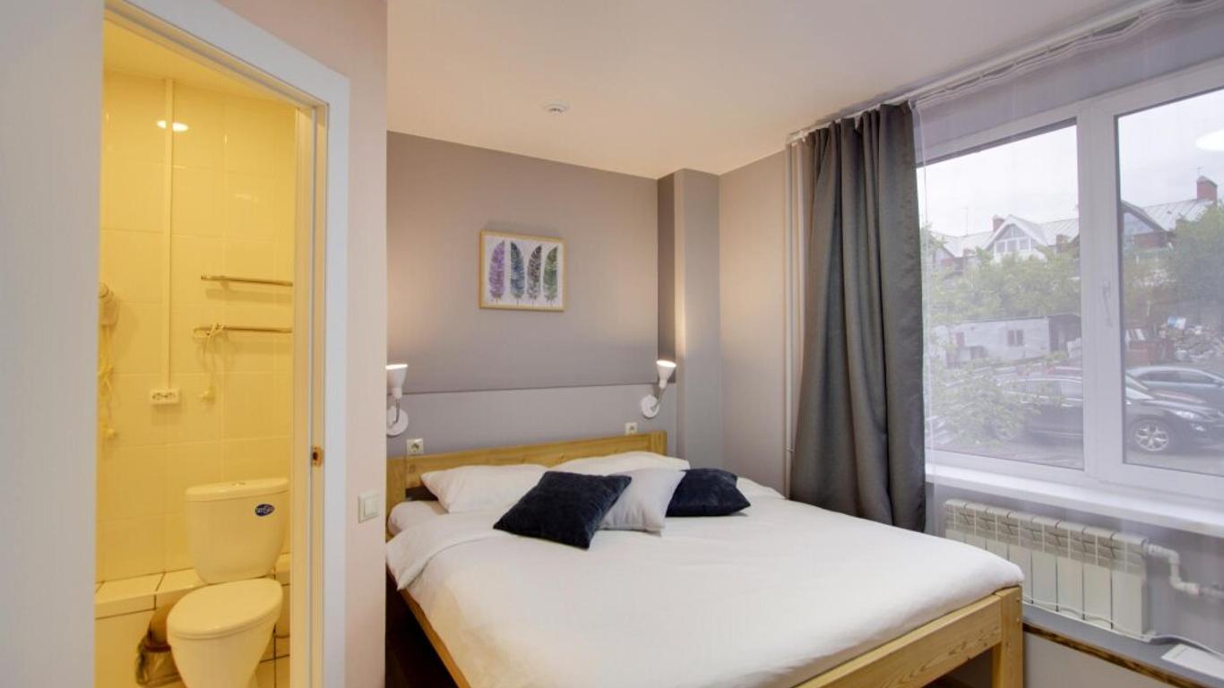 Riverside Hostel-New