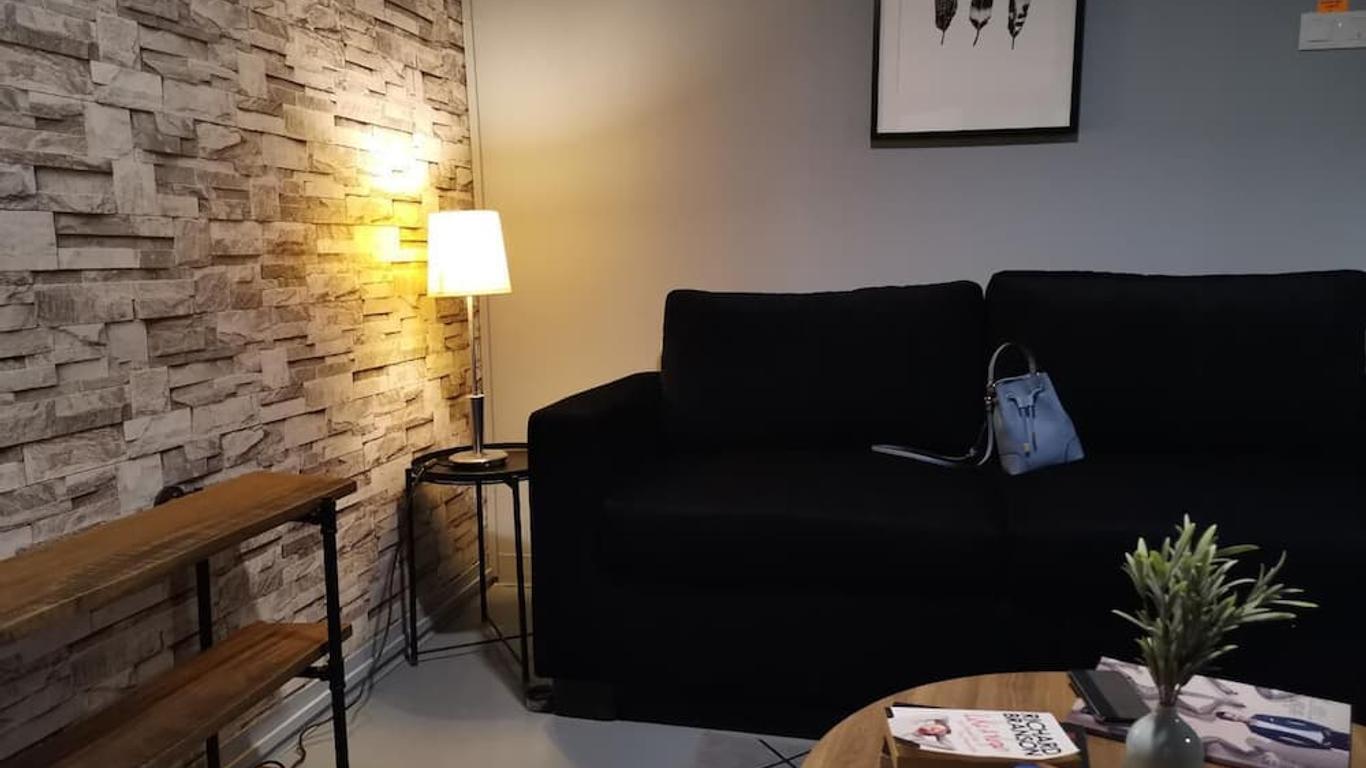 Nowhere Hostel