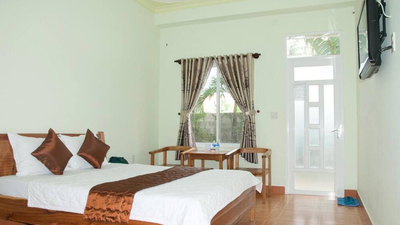 Sunrise Village Hotel