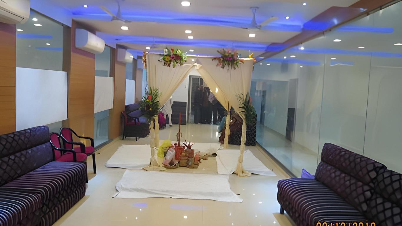 Hotel Savvy Ganges