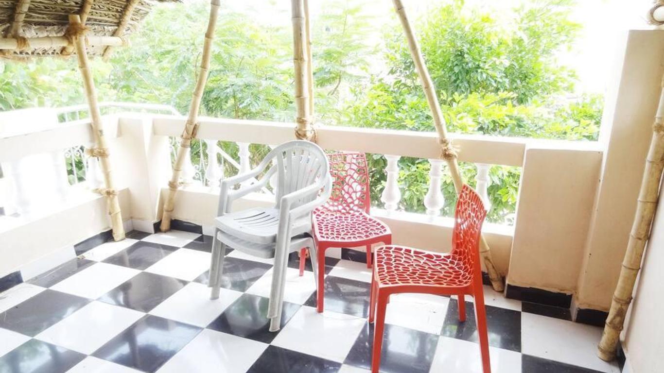 Chola Hotel & Resorts