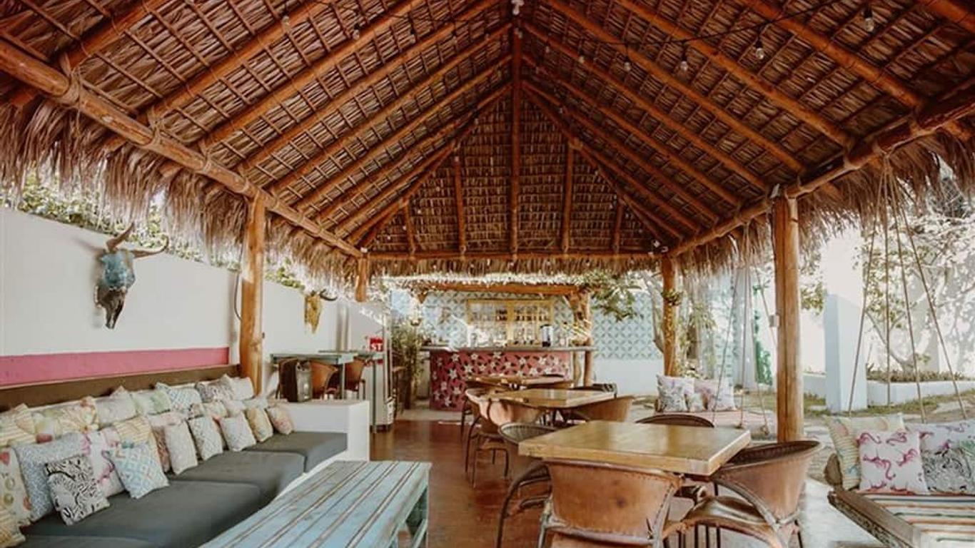 La Bohemia Baja Hotel Pequeño