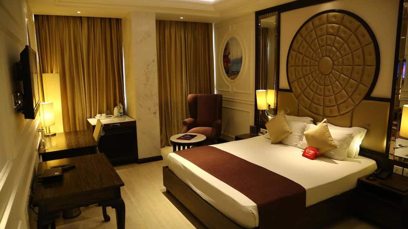 Oyo 857 The First Hotel