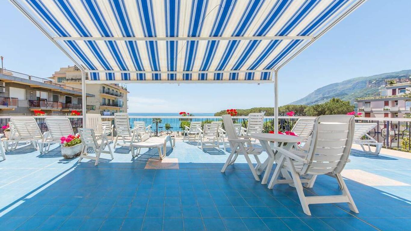 La Residenza Aparthotel