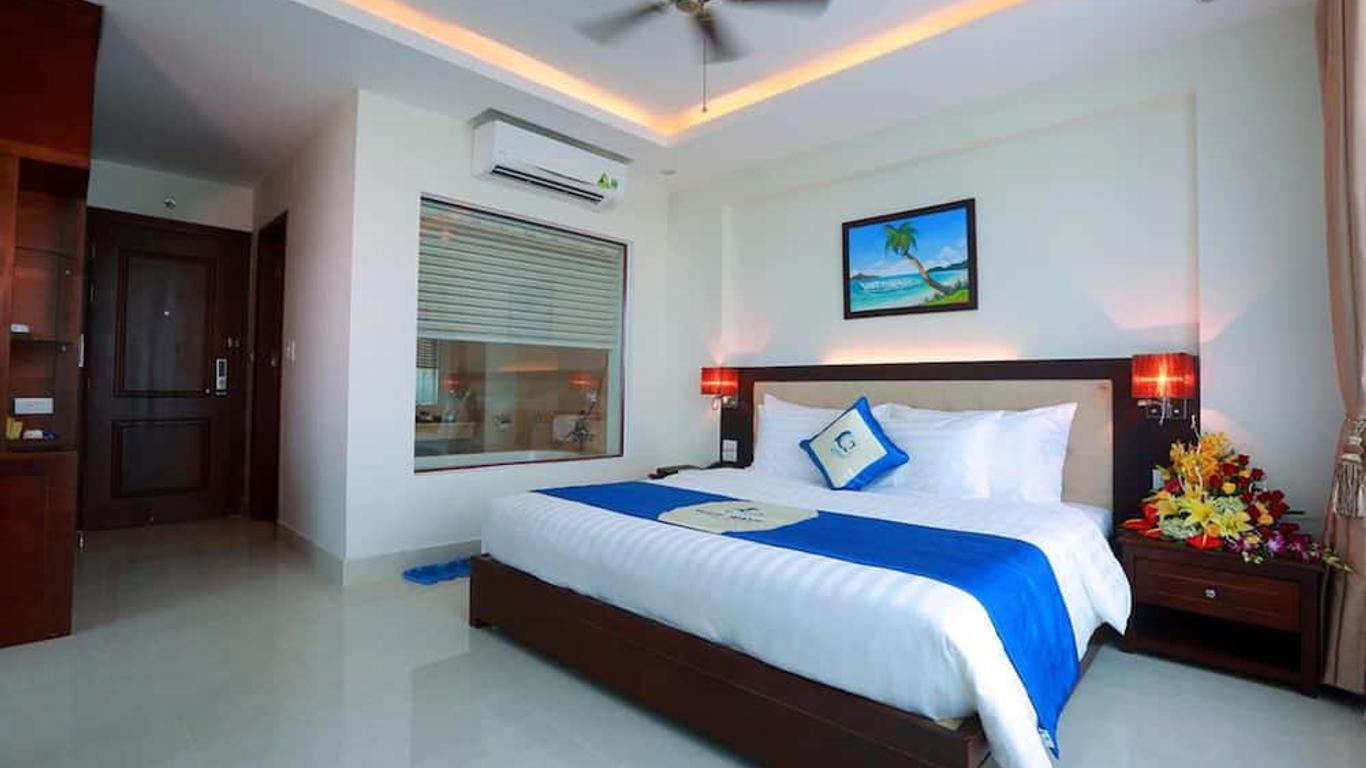 Blue Wave Hotel