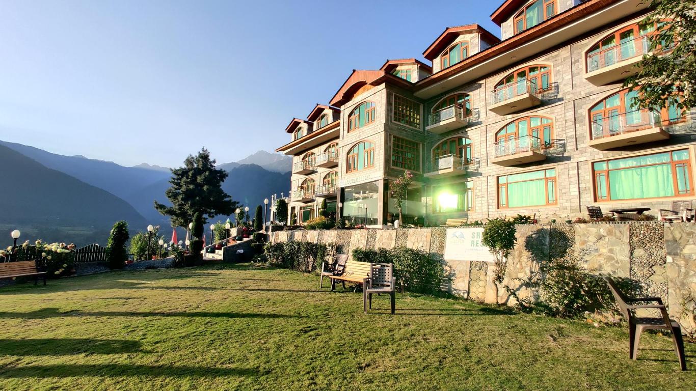 Srichan Resorts