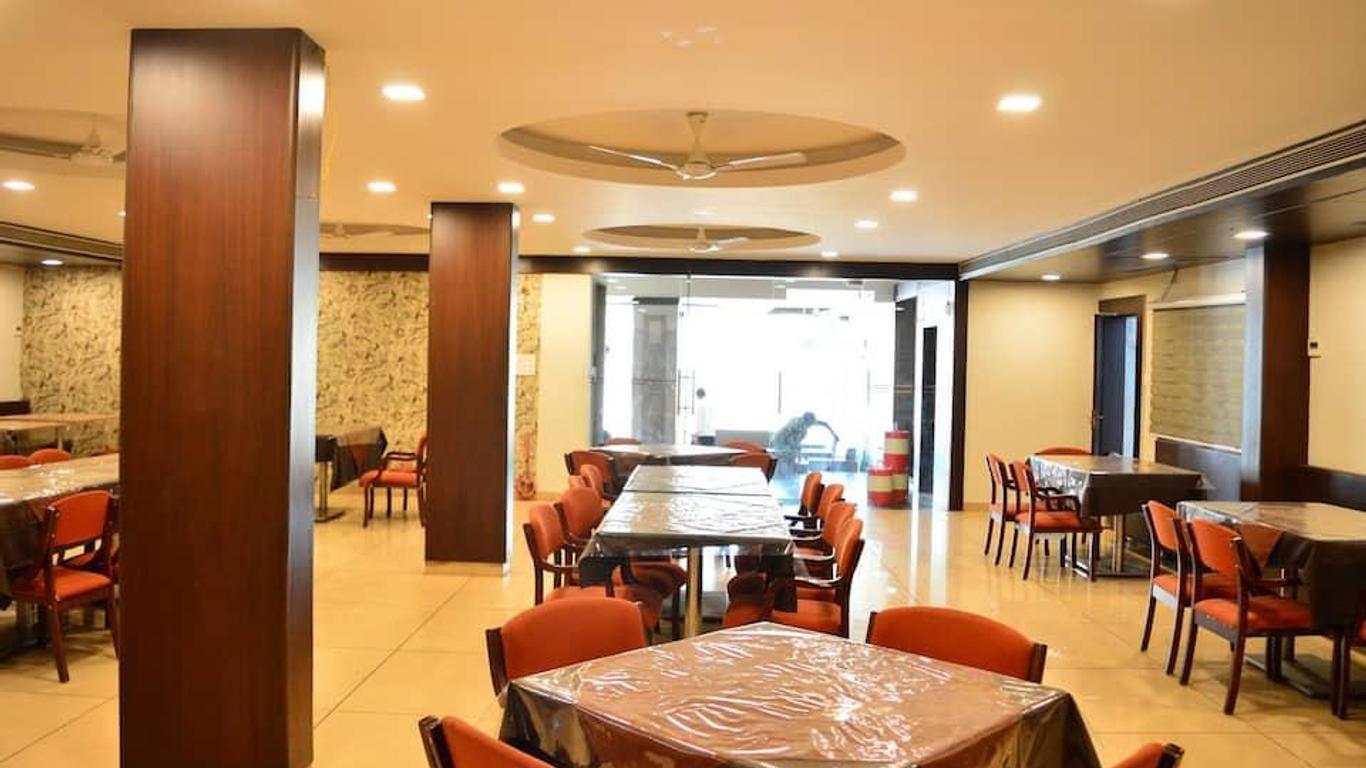 Hotel Maheshwari Avenue