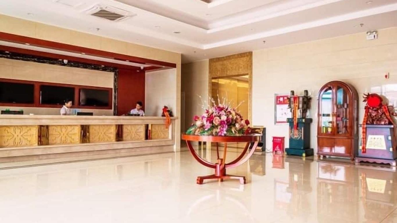 Greentree Inn Jiangsu Wuxi Jiangyin Huashi Avenue Huaxi Village Business Hotel