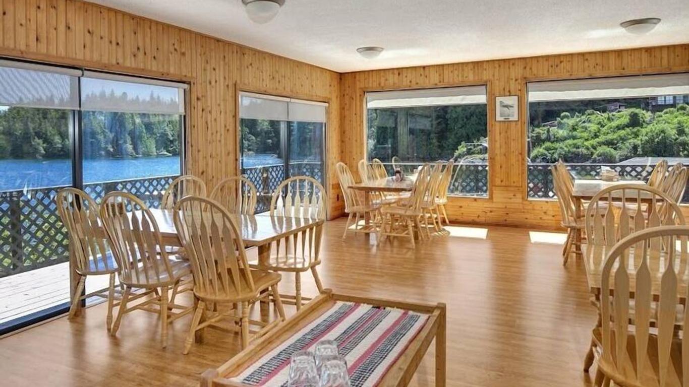 Nootka Island Lodge