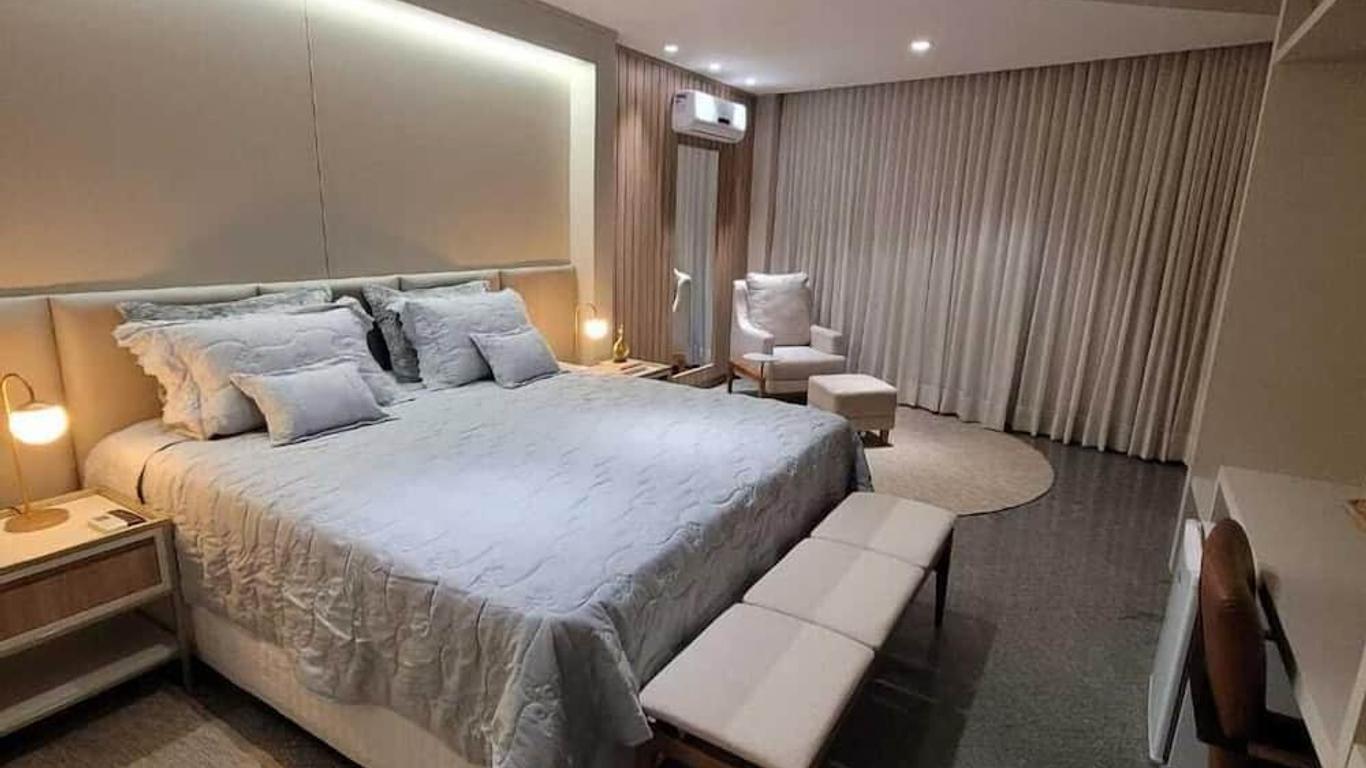 Lindoya Hotel