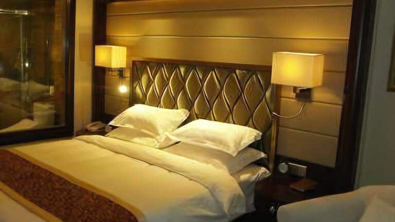 Manhattan Hotel