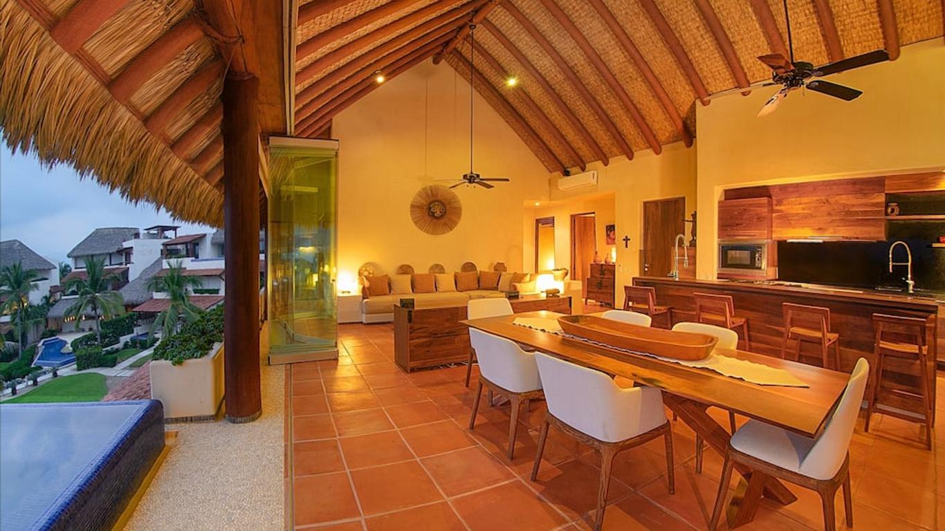 Residences At Las Palmas