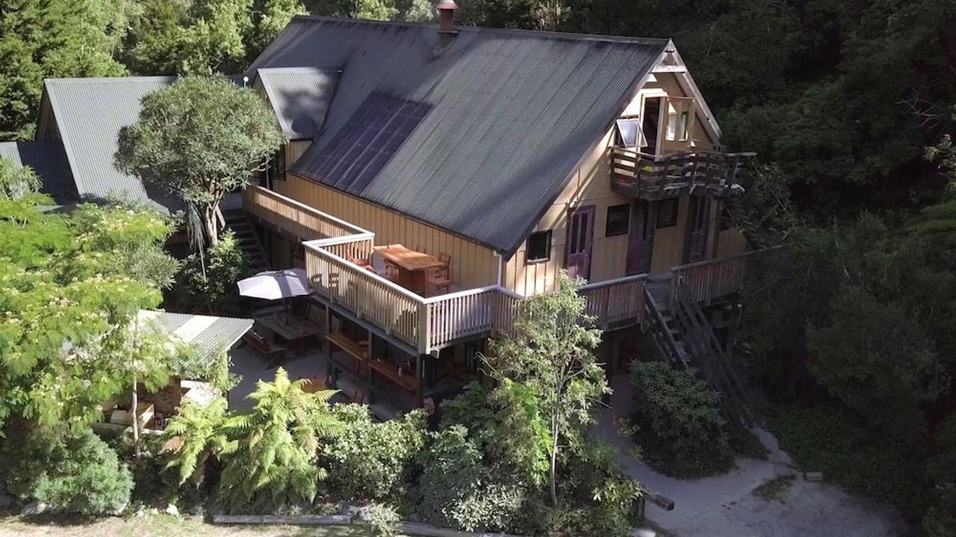River Valley Lodge