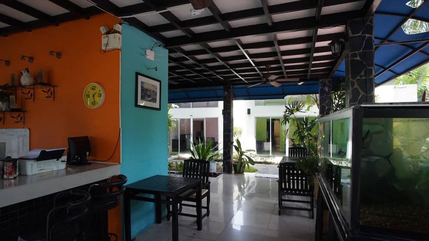 Phuket Garden Home