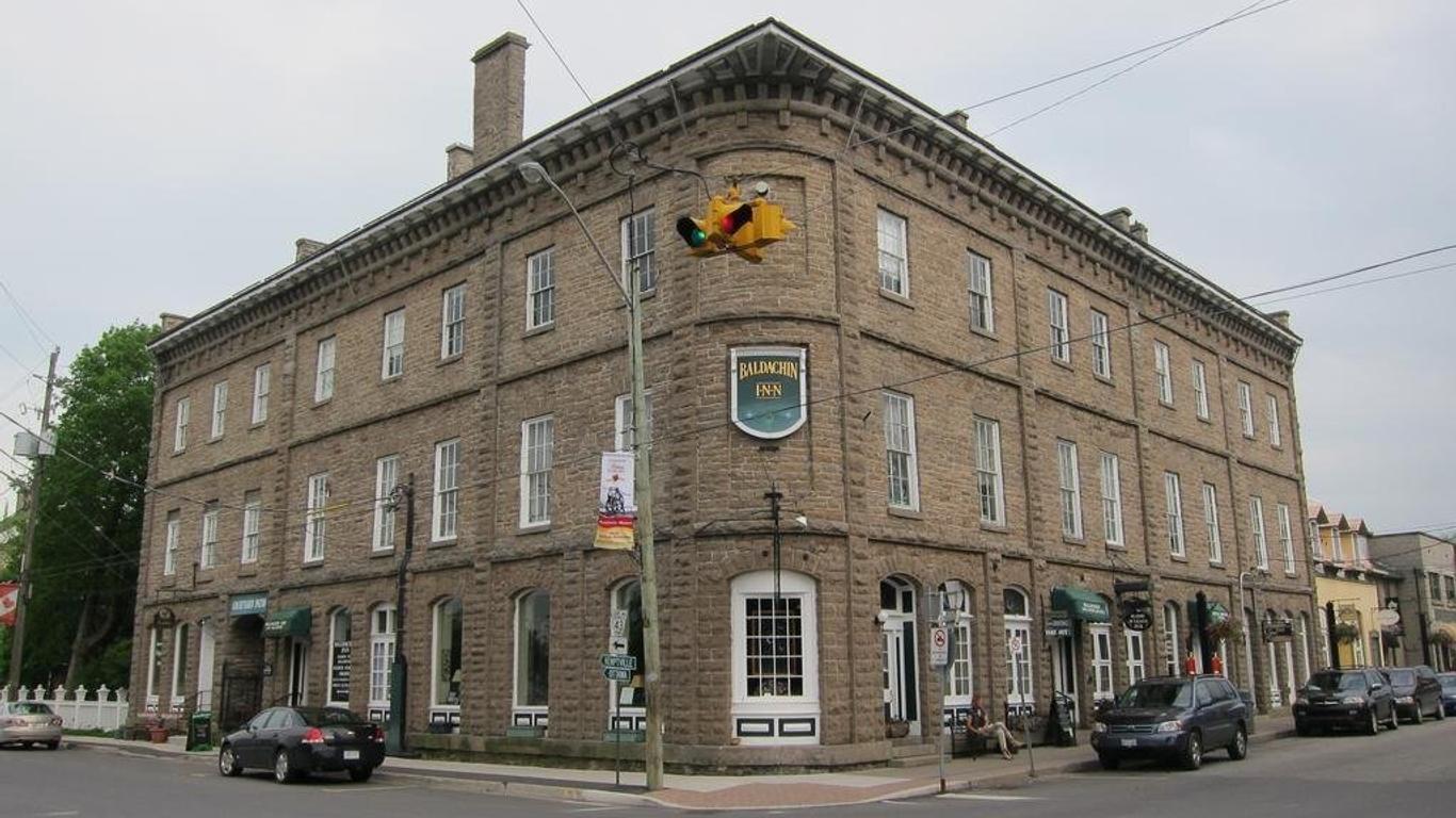 Baldachin Inn