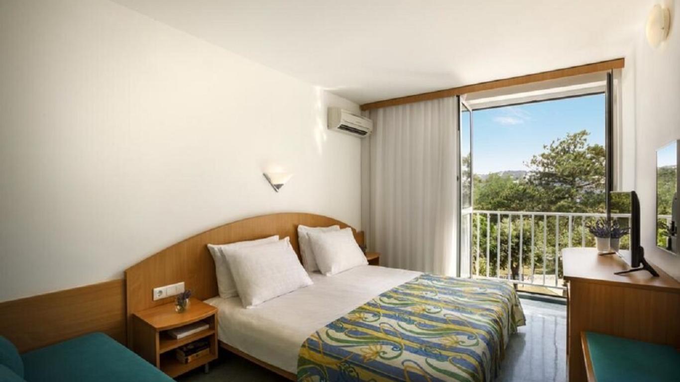 Hotel Sahara