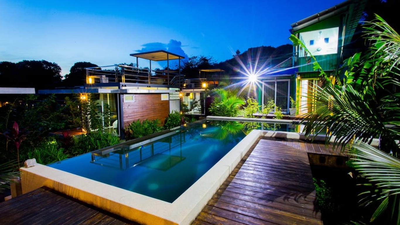Baan Boom Boxes Eco Friendly Resort
