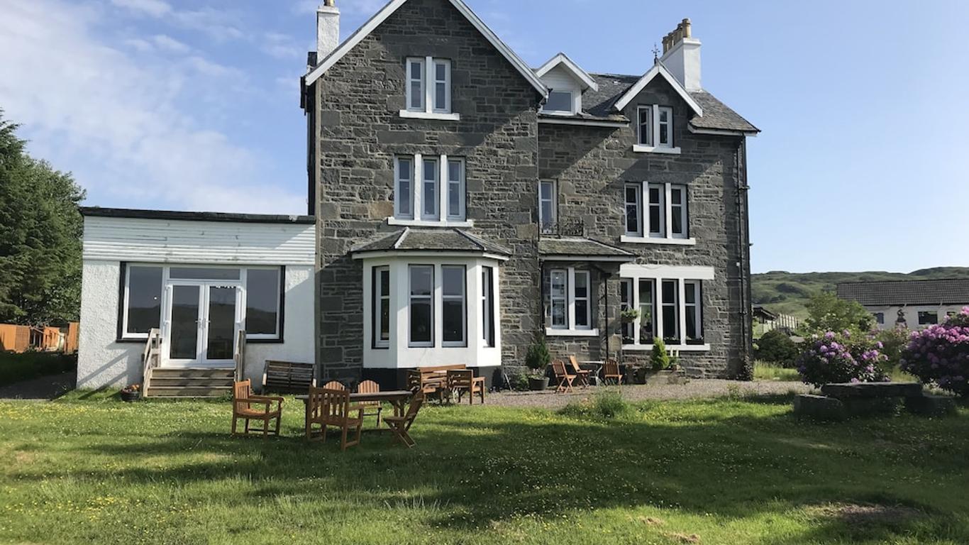 Loch Shiel Hotel