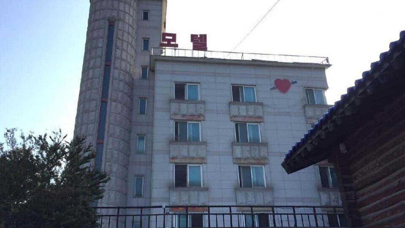 Sanjeong Motel