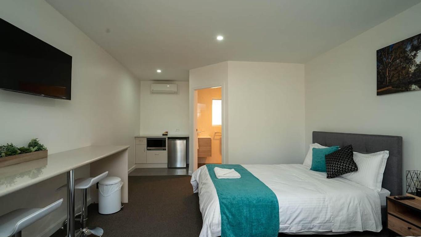 Brolga Hotel Motel