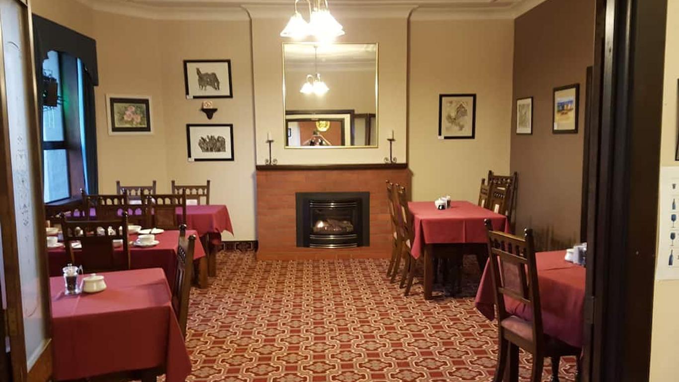 Foveaux Hotel
