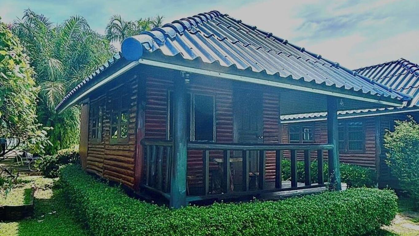 Hadson Resort