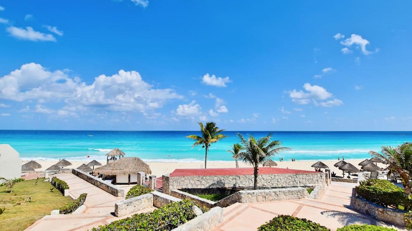 Solymar Condo by Casago