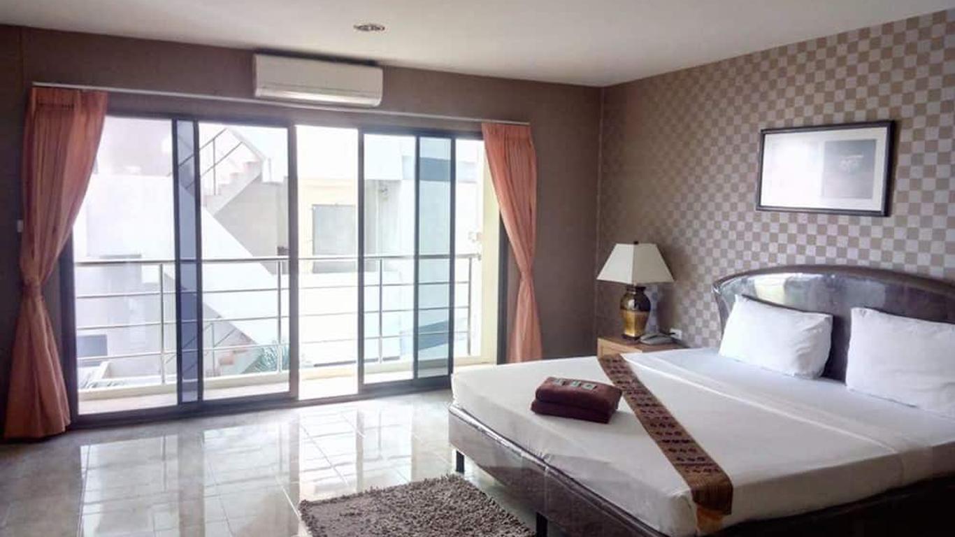 Pearl Place Hotel