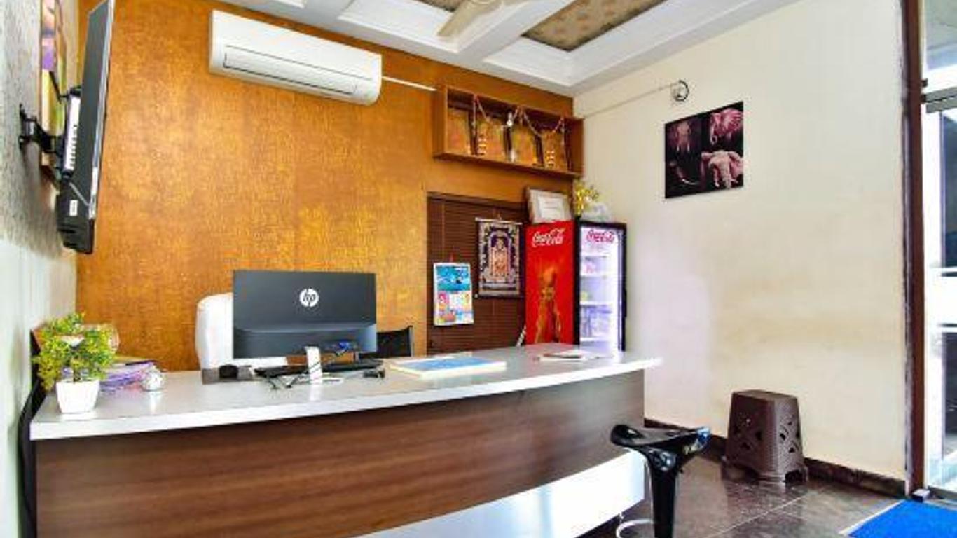 Raadhey Guest Inn