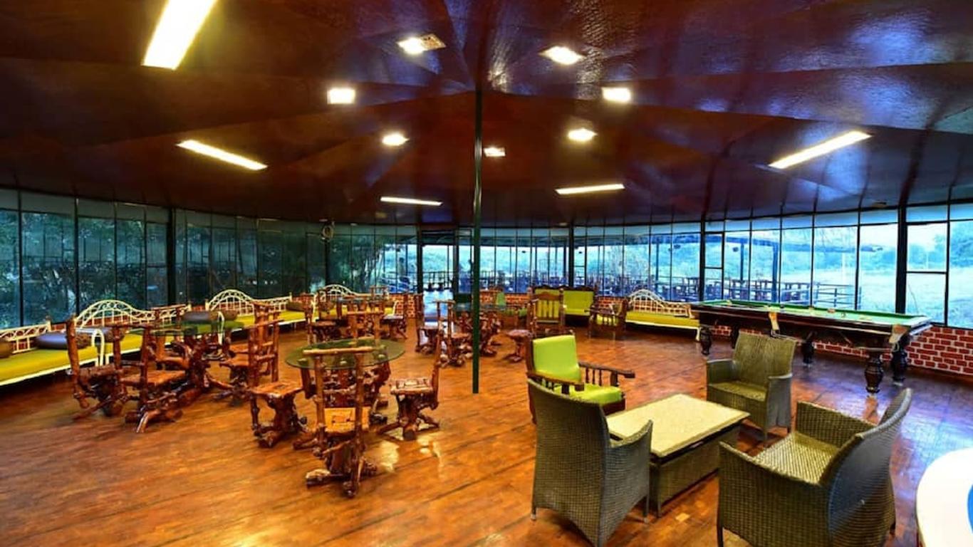 The Tiger Paw Resort