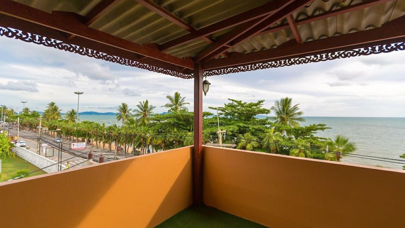 Marina Jomtien Beach
